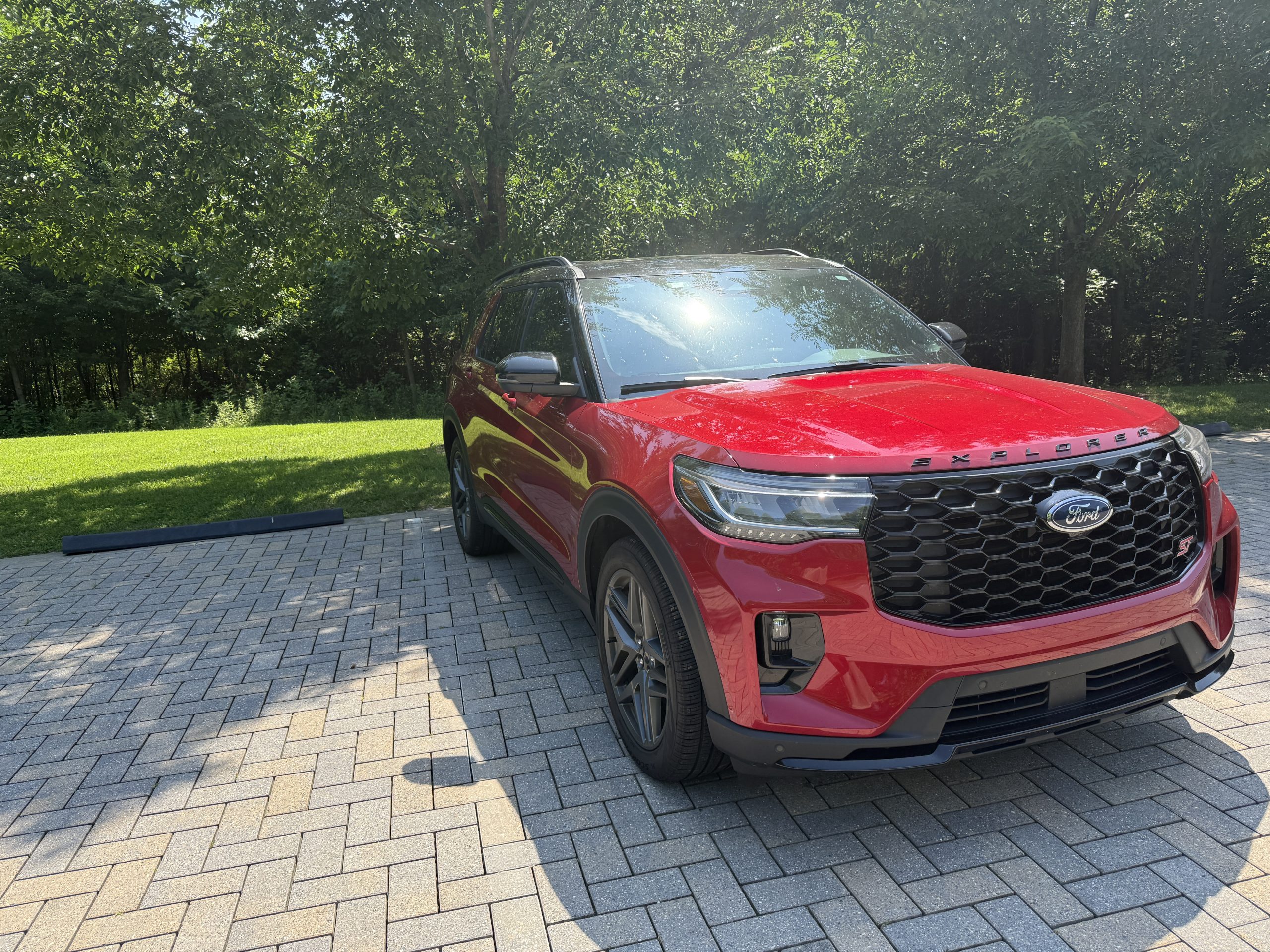 Ford Explorer ST — Power, Comfort, and BlueCruise Freedom on the